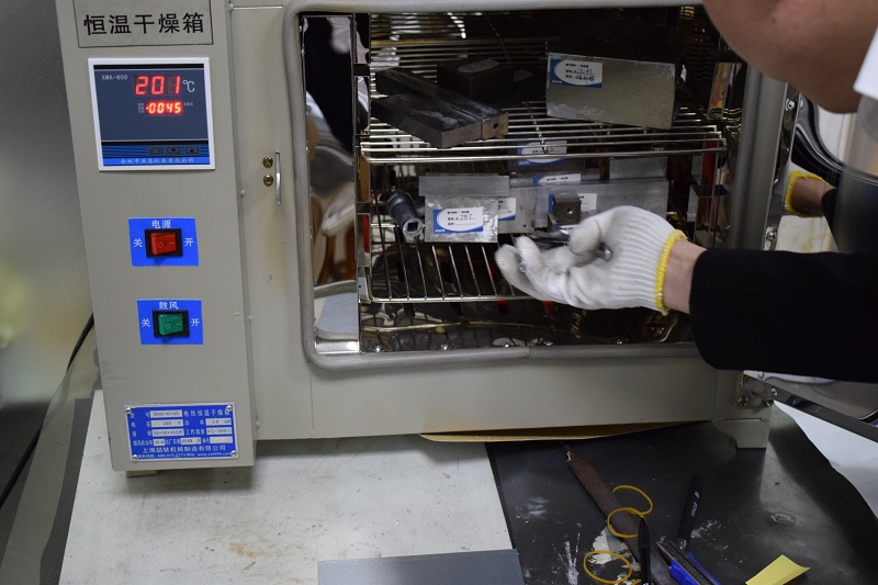 聚力膠水 聚力高溫金屬膠水 不銹鋼粘不銹鋼 膠水測(cè)試圖片 高溫膠水測(cè)試 樣品測(cè)試 聚力膠粘制品有限公司