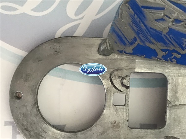 修補(bǔ)砂孔的膠水