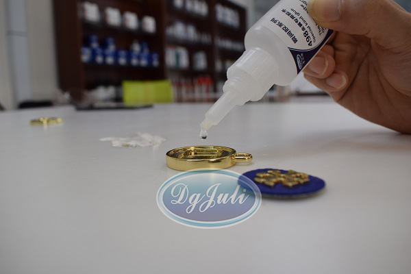 鋁合金瞬間膠水粘結(jié)