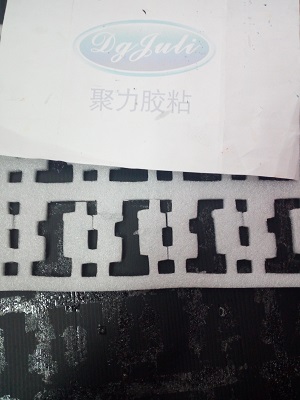 中纖板粘珍珠棉用什么膠水 中纖板粘珍珠棉用什么膠水