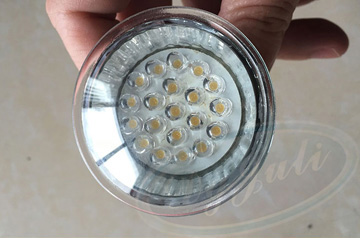 透明塑料粘接，選錯膠水很煩惱？為何不來聚力膠業(yè)看看