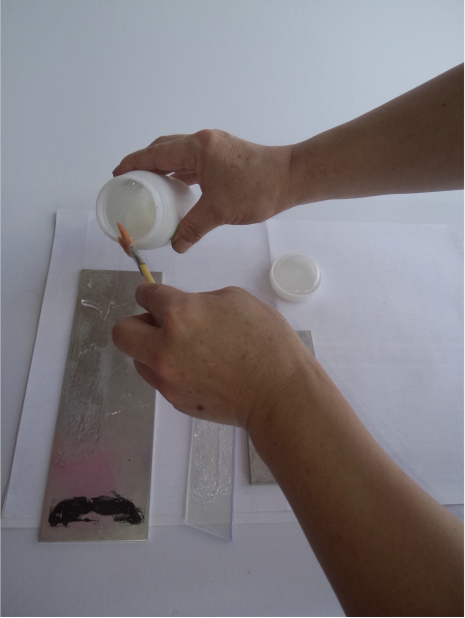PVC粘不銹鋼膠水，聚力廠家直銷專業(yè)定制膠水解決粘接難題