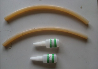 硅膠和硅膠粘接膠水案例，選用聚力不發(fā)白硅膠瞬間膠水解決難題