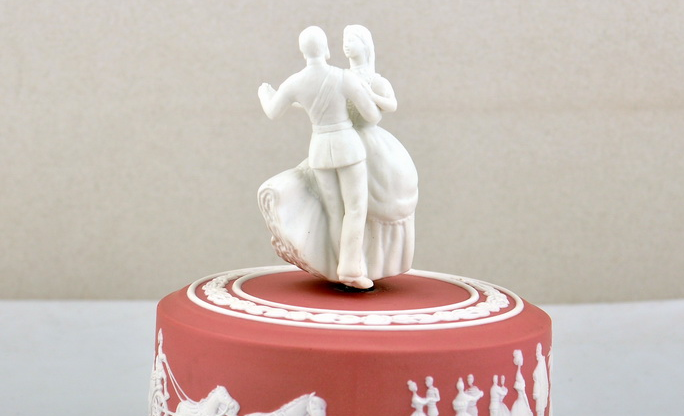 ABS塑料粘陶瓷用什么膠水粘接？聚力為您提供高品質(zhì)膠水