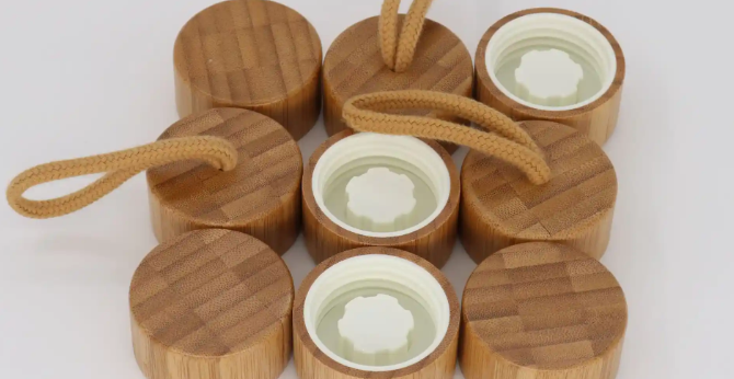 竹與塑料的完美結合:PP膠水在竹制化妝品蓋中的應用