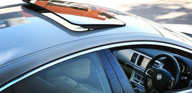 選對天窗密封膠,暢享無漏駕乘時光